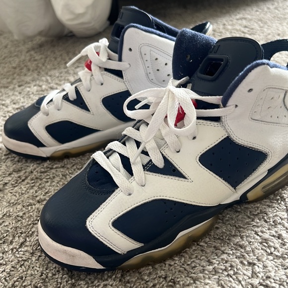 Jordan 6 retro Olympic size 5.5/7 women’s - Picture 3 of 6